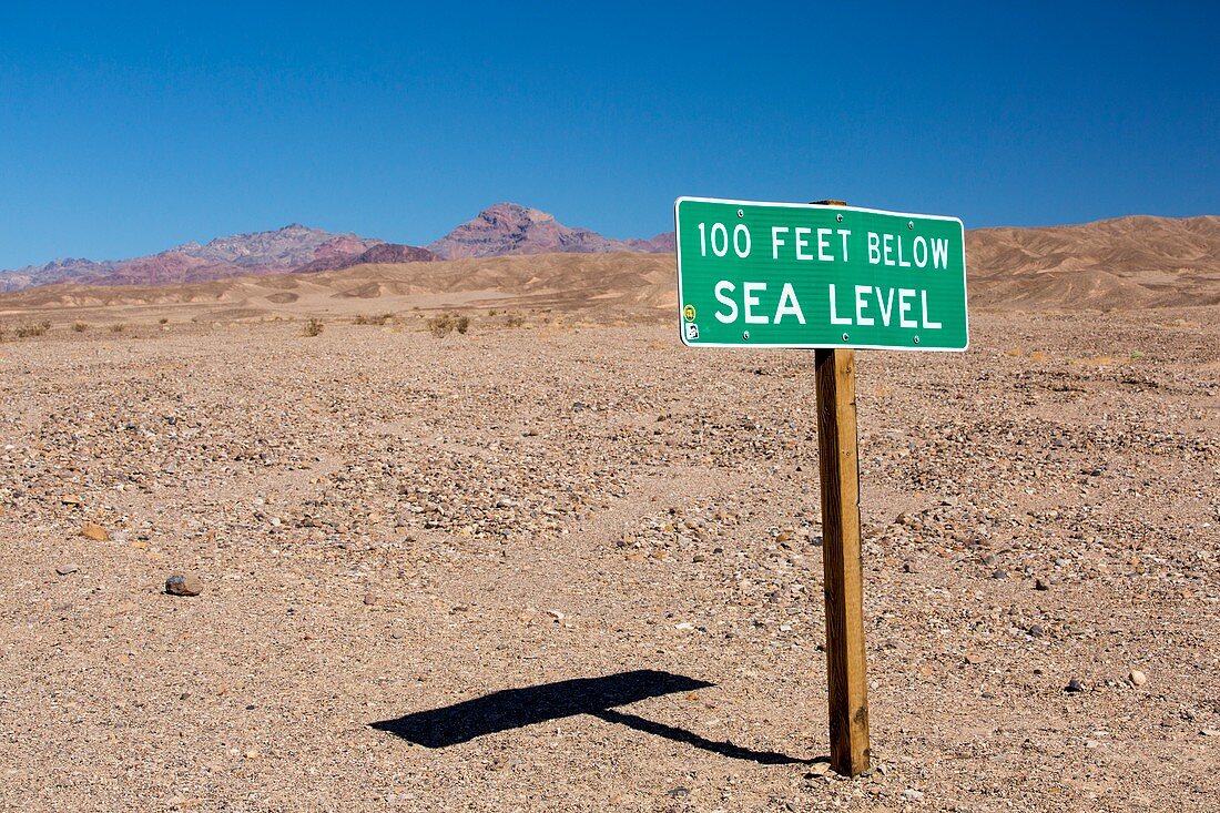 A sign at 100 feet below sea level