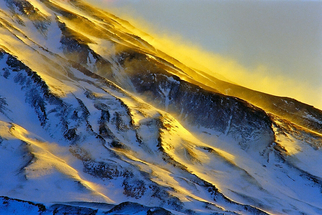 Mount Damavand at dawn,Iran