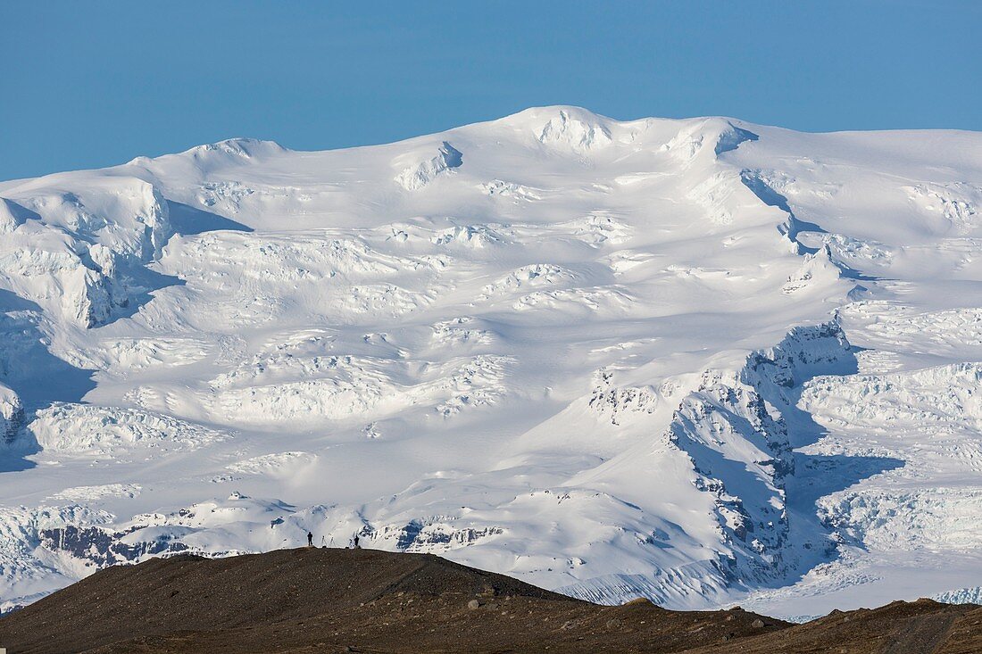 Glacierized oraefajokull volcano