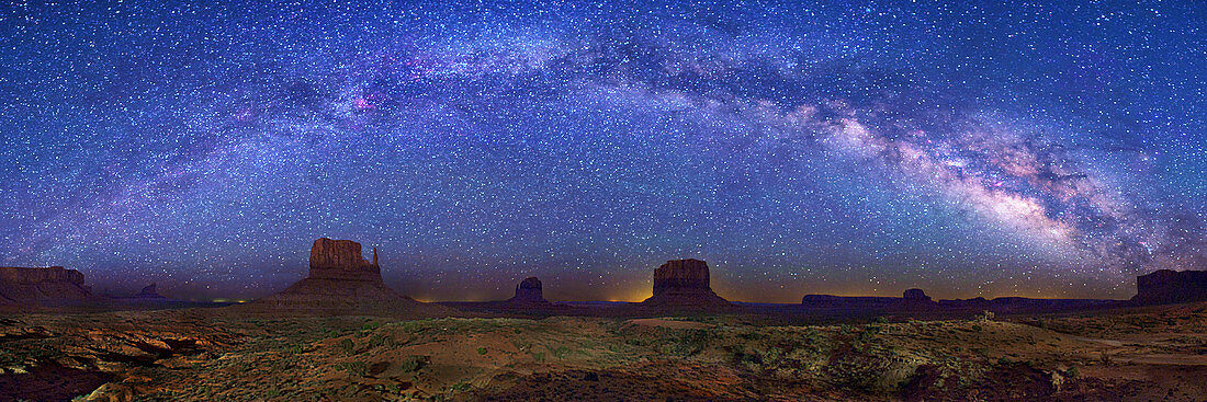 Milky Way over Monument Valley