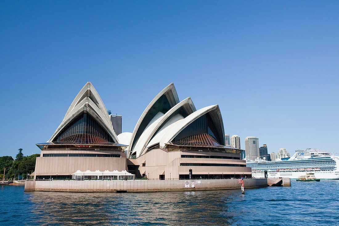 Sydney Opera House and large cruise liner