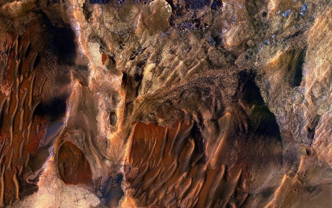 Mars surface deposits,MRO image