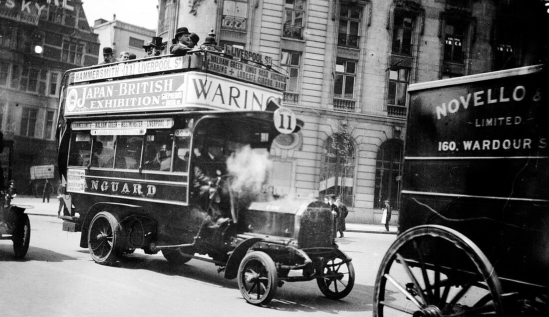 London motor bus,1910s