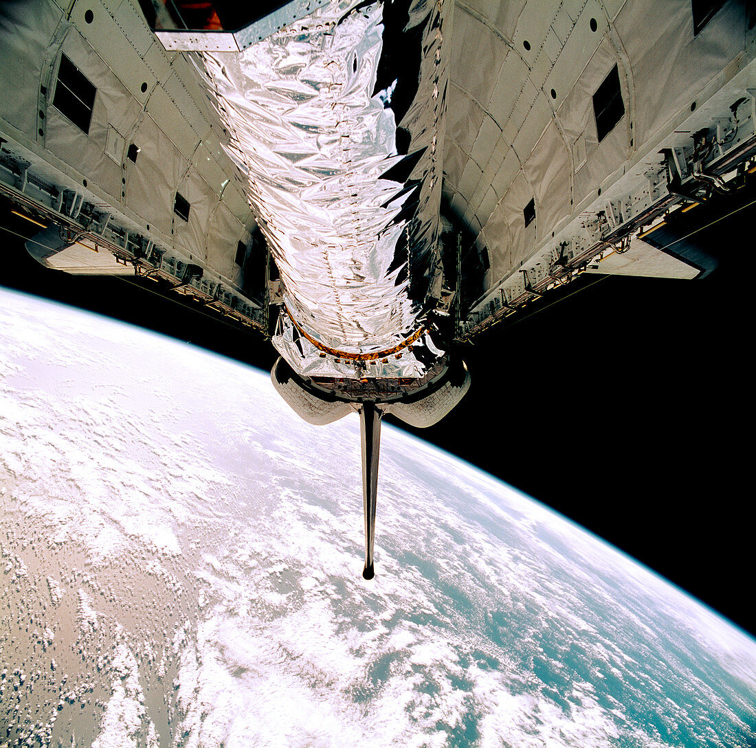 Chandra observatory onboard space shuttle