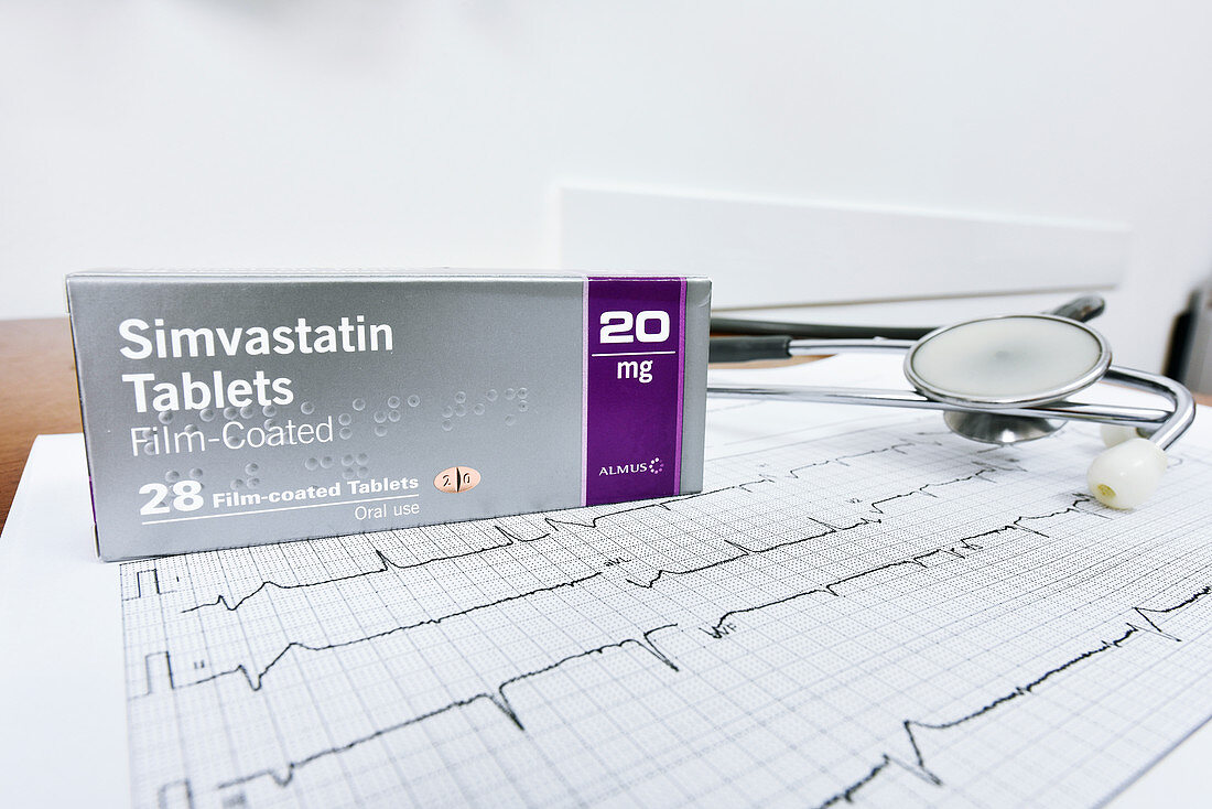 Simvastatin cholesterol-lowering drug