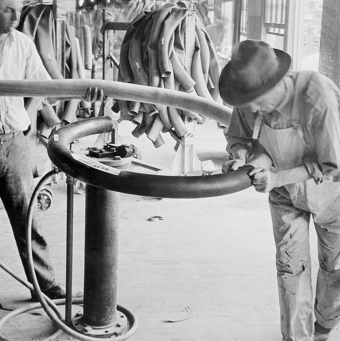 Rubber tyre industry,1920s