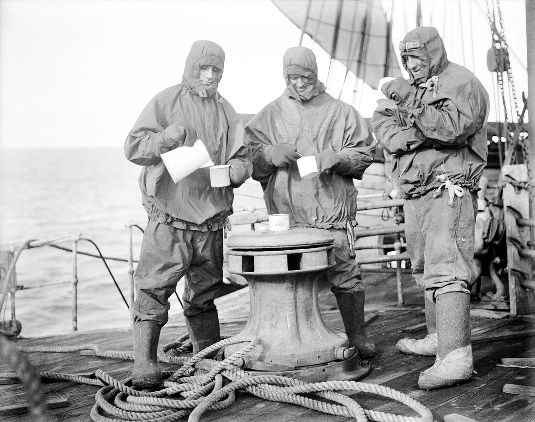 Oxo drinks on Terra Nova,1910