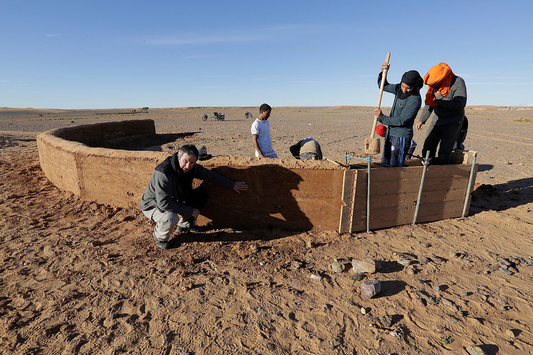 Dune barrier testing,Morocco