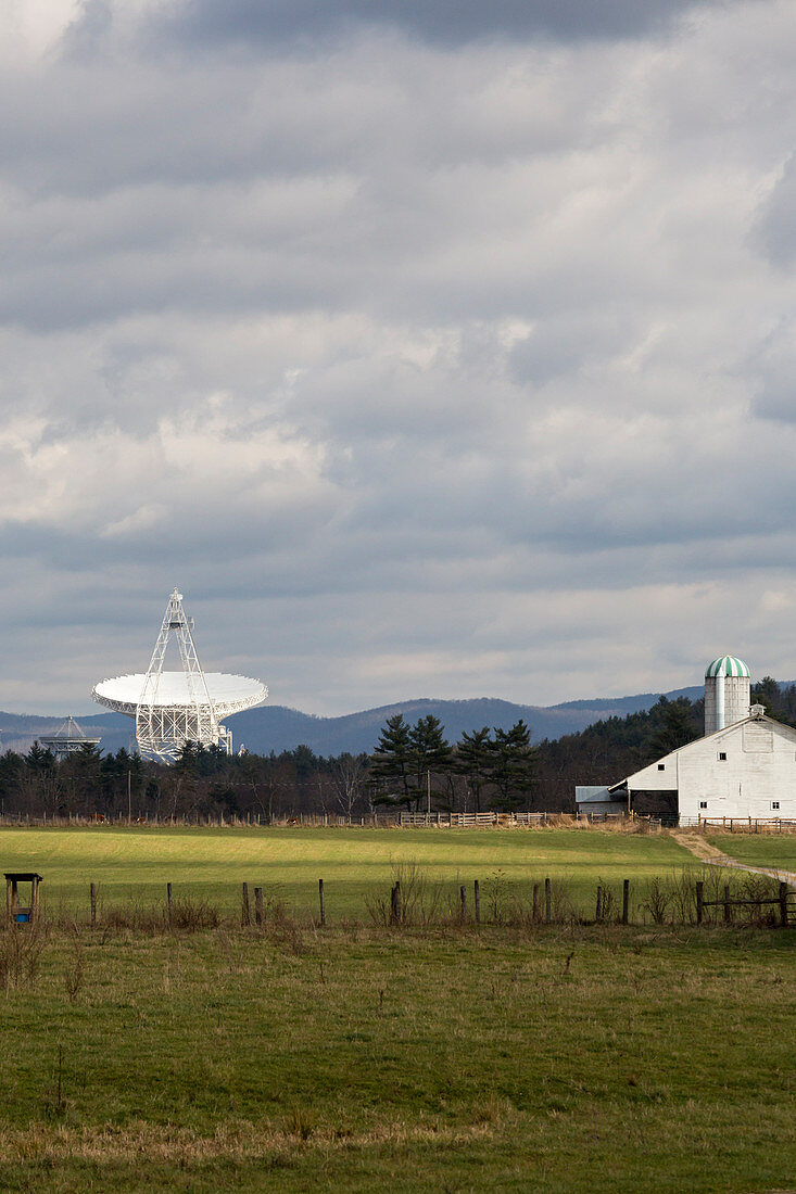 Green Bank Telescope and farm building