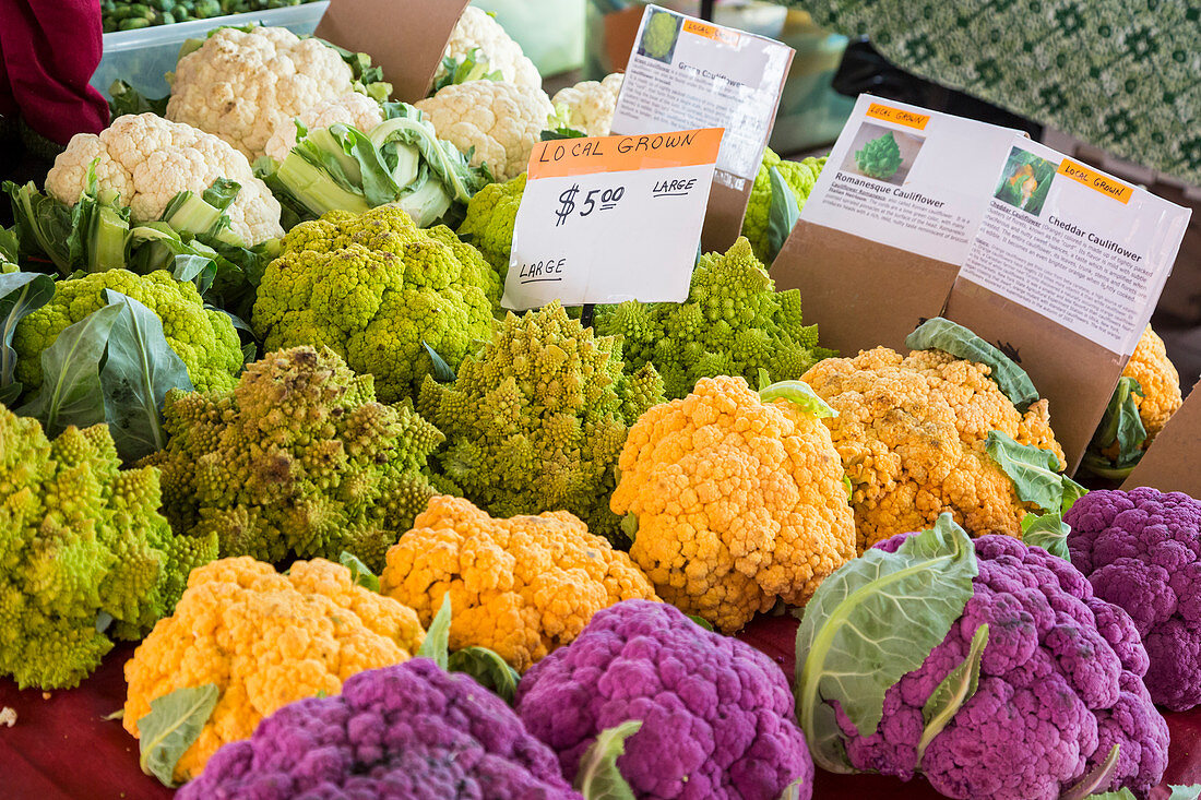 Cauliflower market stall,USA