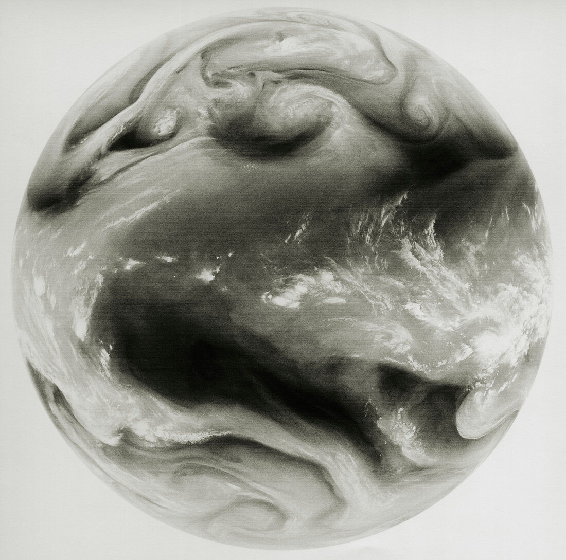 Water vapour around Earth: January 1989