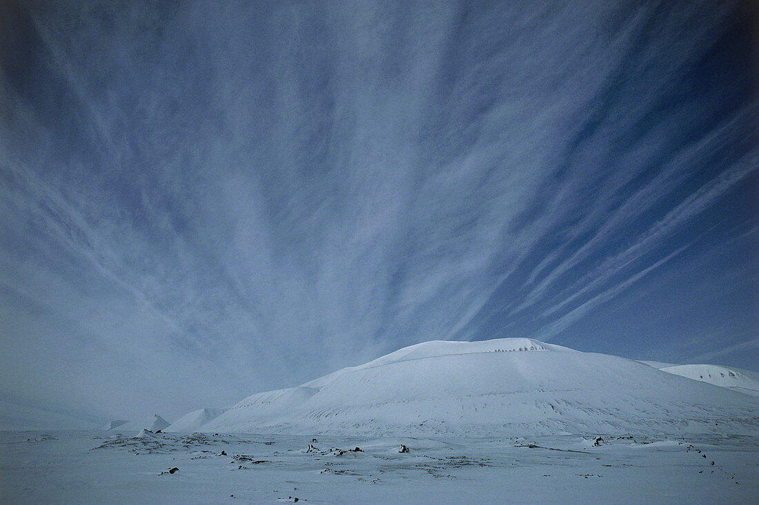 Cirrus clouds streaking the sky over Spitsbergen