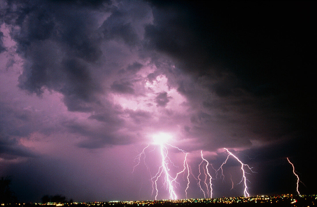 Monsoon lightning storm ove Tucson,Arizona