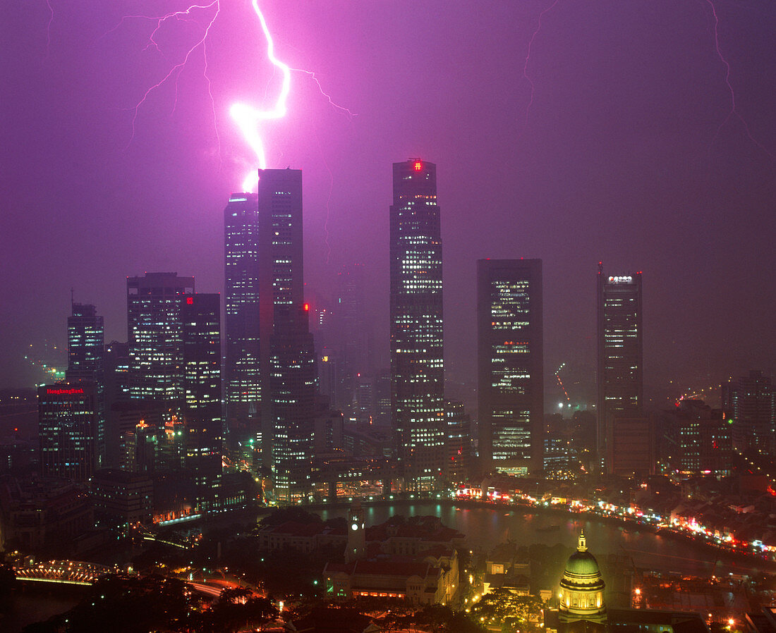 Lightning bolt strikes a skyscraper