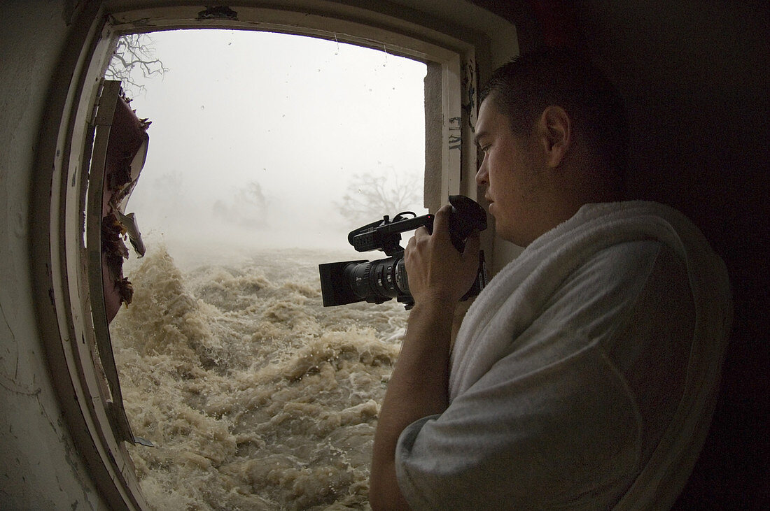 Photographer in hurricane Katrina