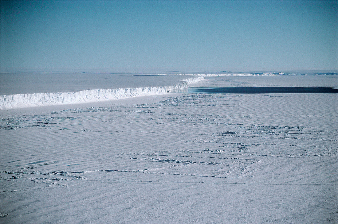 Glacier edge