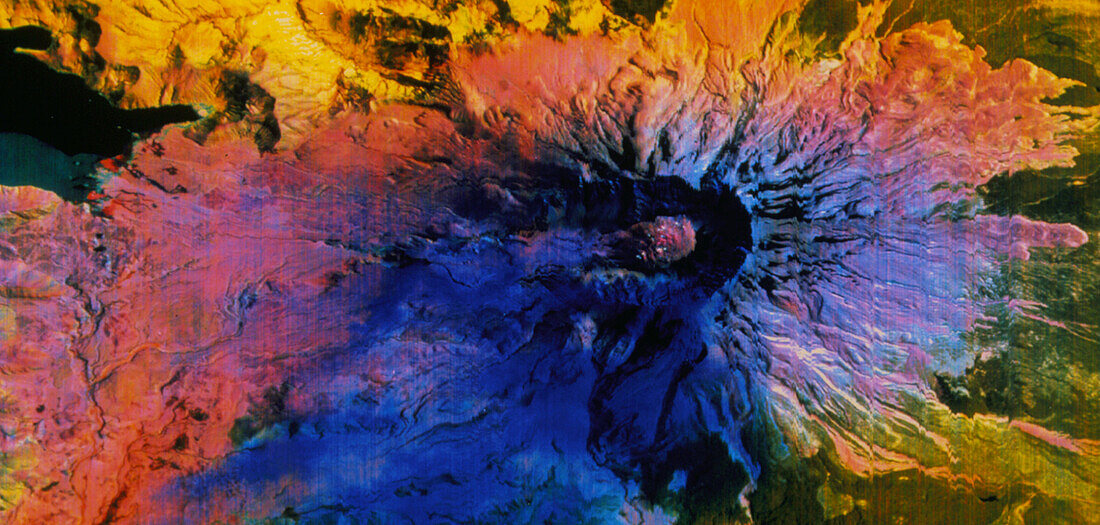 Thermal IR view of Mount St Helens,USA