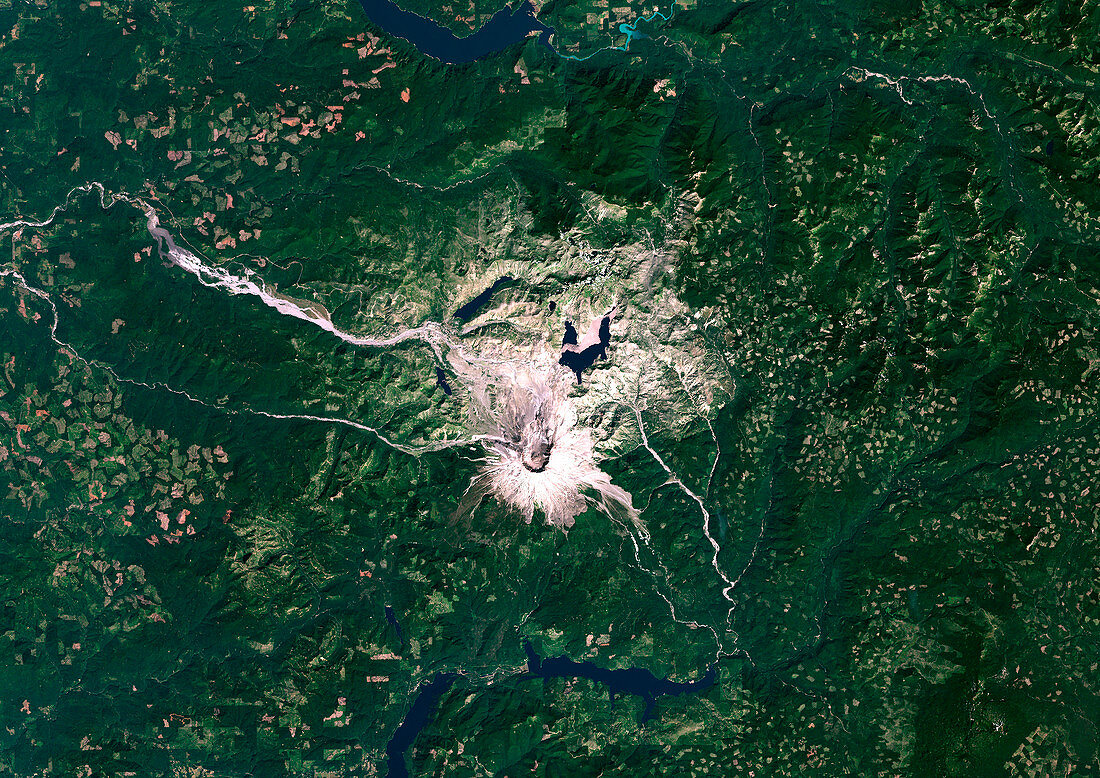 Mount St Helens,satellite image
