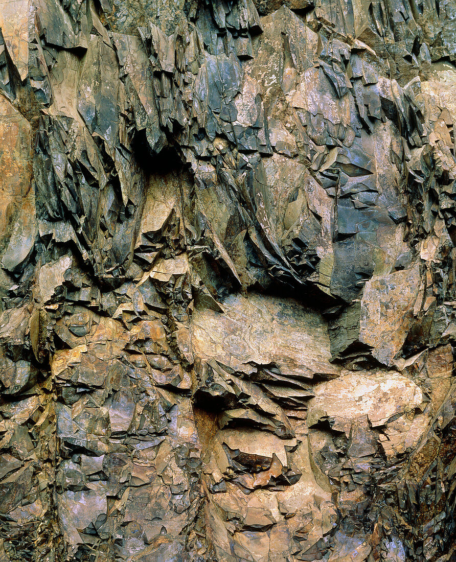 Basalt formation shattered by uplift from fault