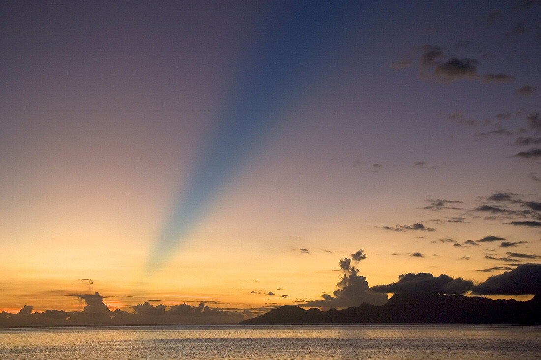 'Sunset,Tahiti'