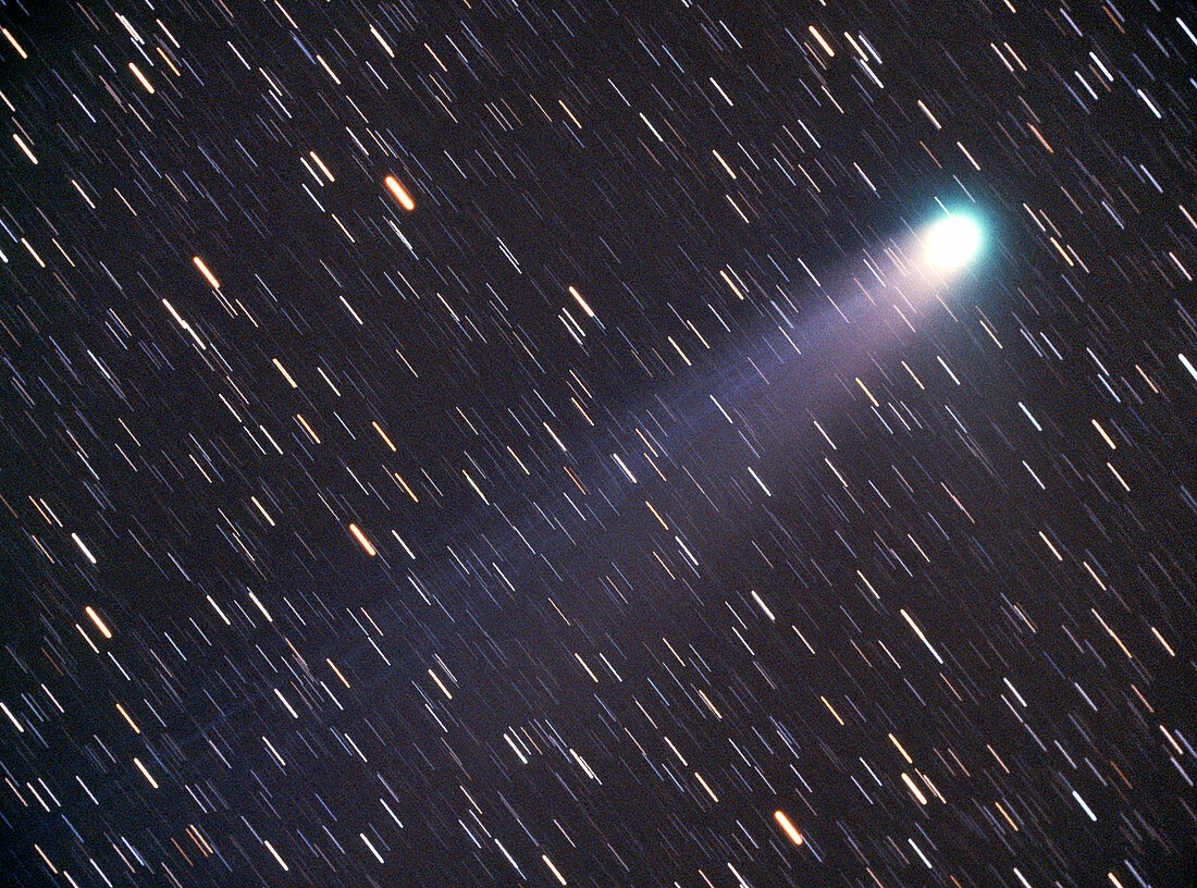 Comet NEAT C/2001 Q4