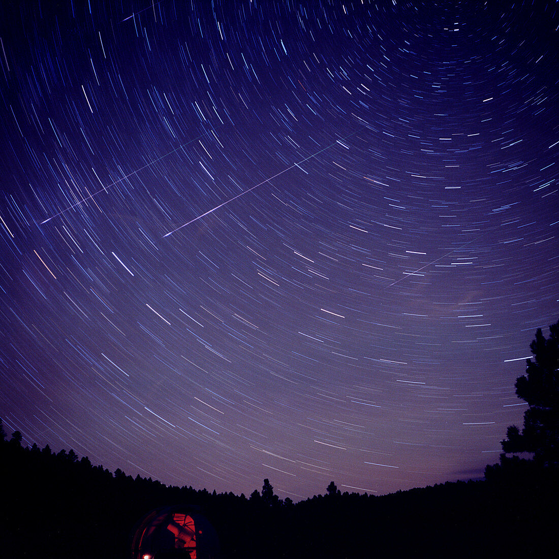 Startrails with Leonids meteors