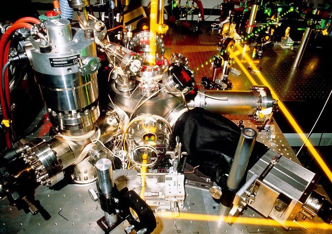 Laser beams enclose steel casing of atom trap