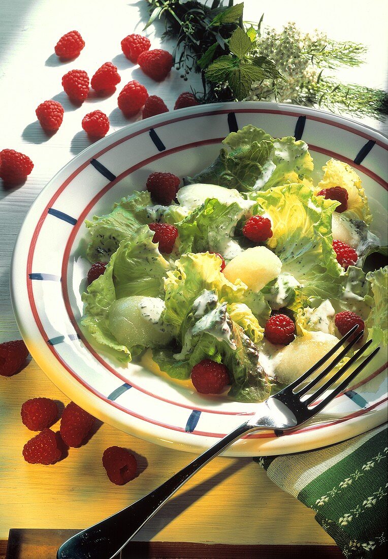 Lettuce Salad with Fresh Raspberries and Honeydew