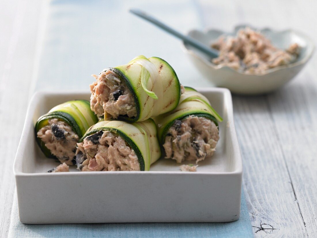 Courgette rolls with a caper and tuna filling