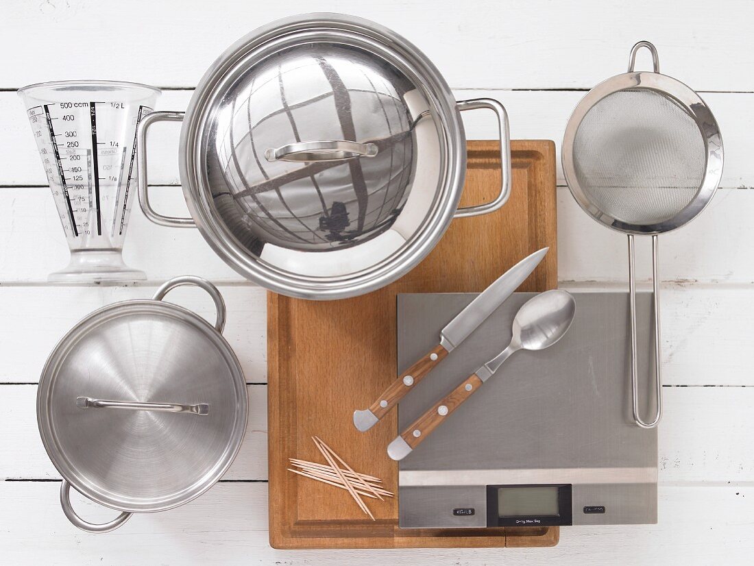 Utensils for cabbage parcels