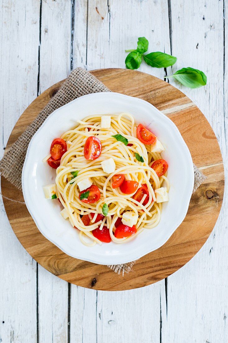 Italian pasta alla checca with raw tomatoes