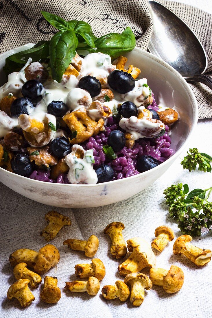 Blueberry risotto with chanterelle mushrooms