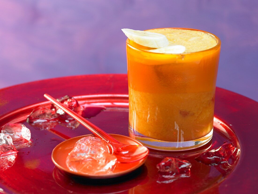 Banana and carrot juice with orange