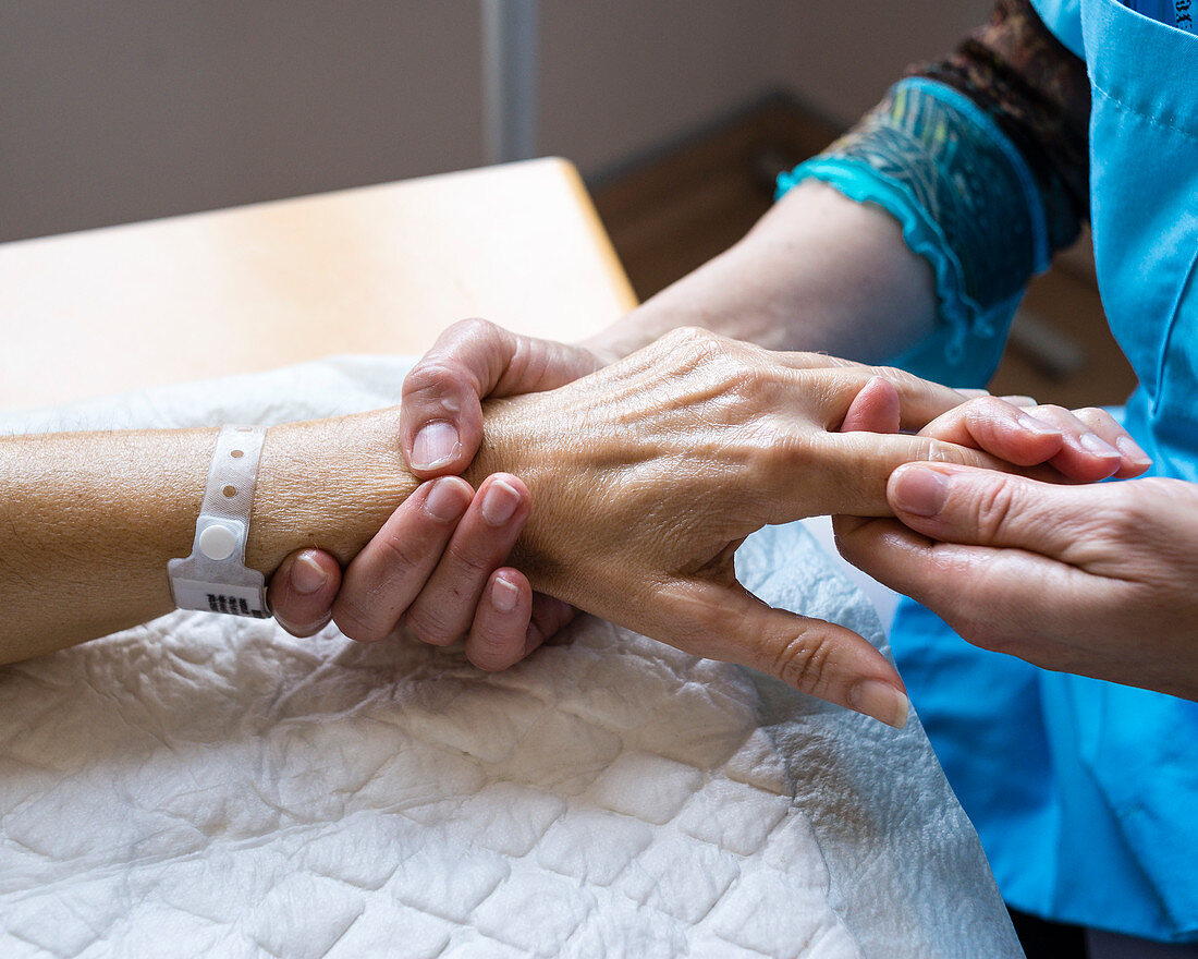 Hand massage for cancer patient