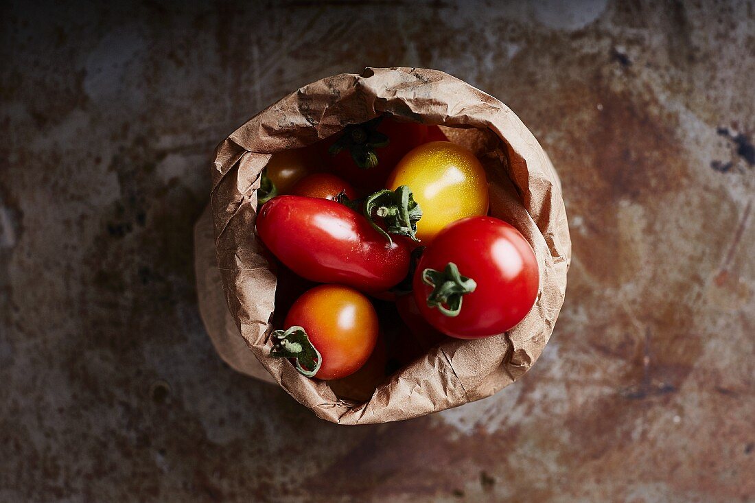 Tomatoes in a paper bag