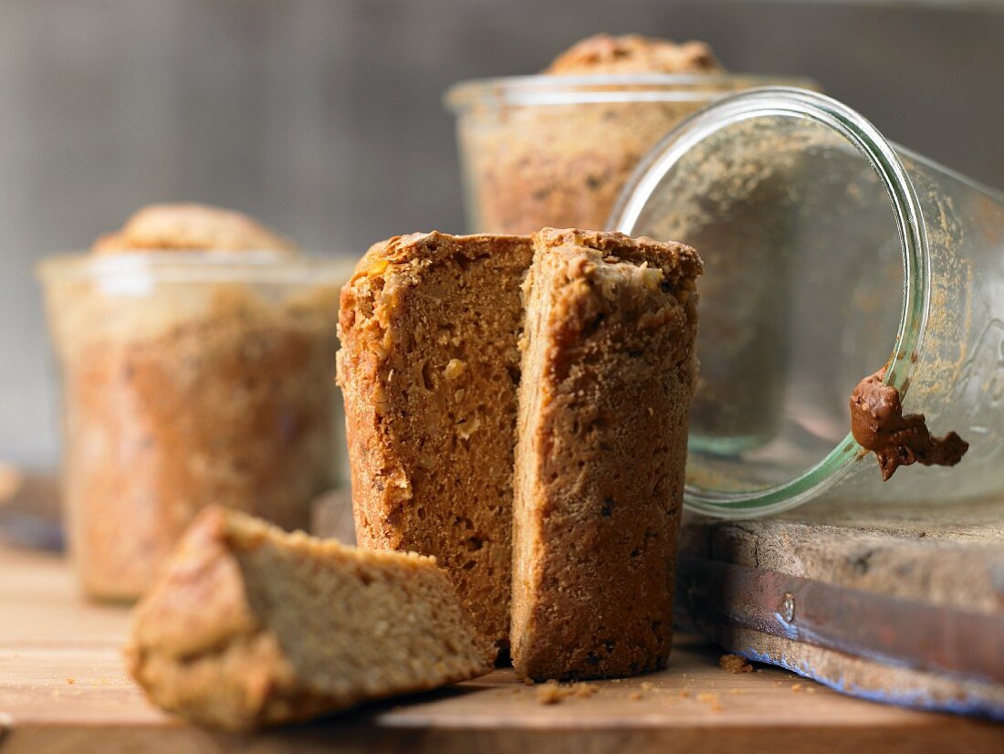 Dutch spice bread baked in a glass