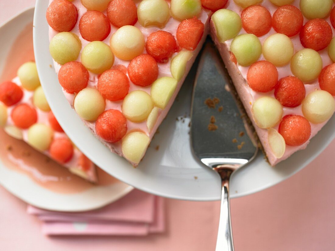 Melonen-Joghurt-Torte mit Keksboden