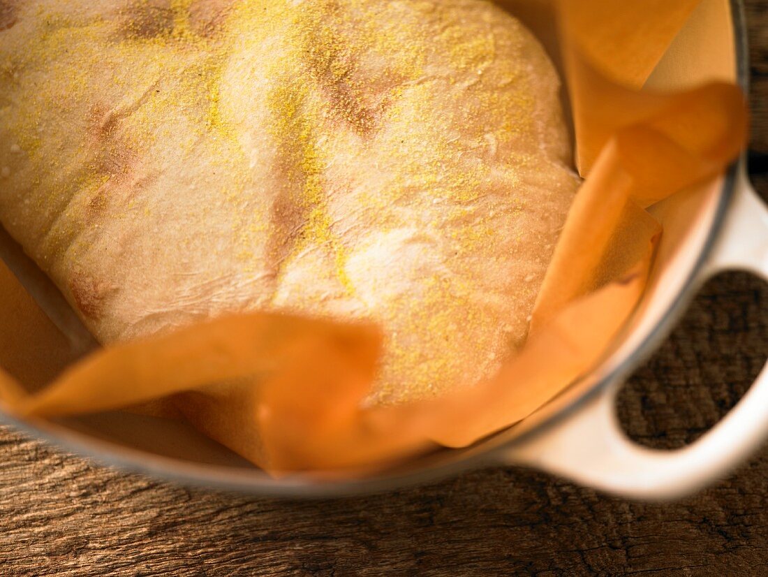 Wheat bread baked in a pot