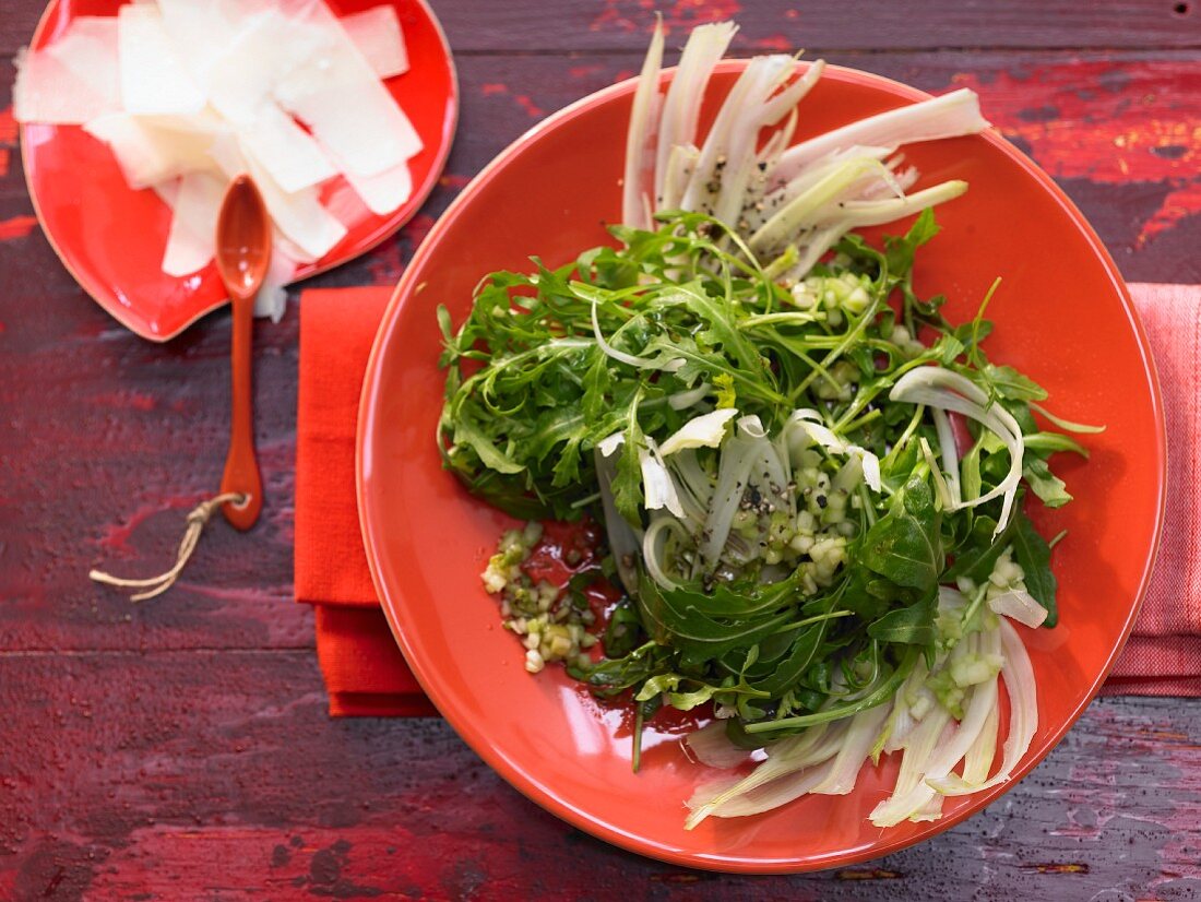 Rocket salad with fennel and parmesan