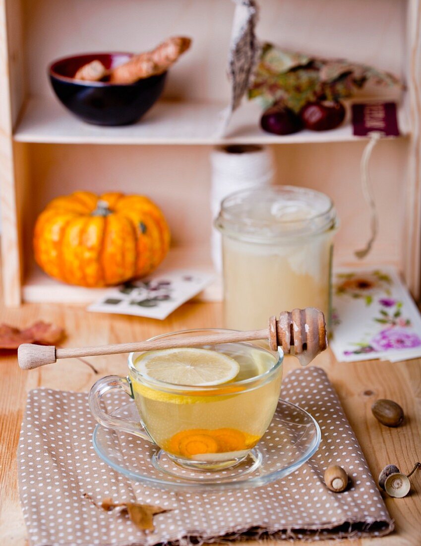 Turmeric tea with lemon and honey