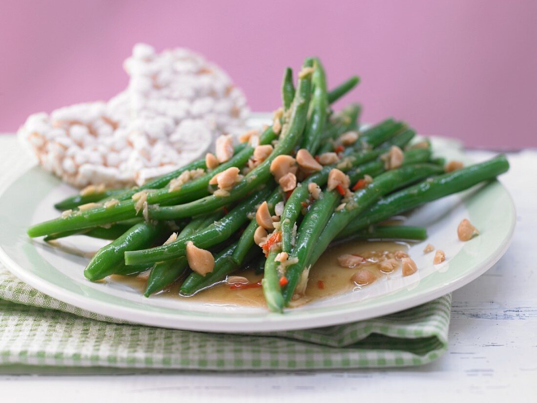 Marinated green beans with ginger, chili and peanut kernels