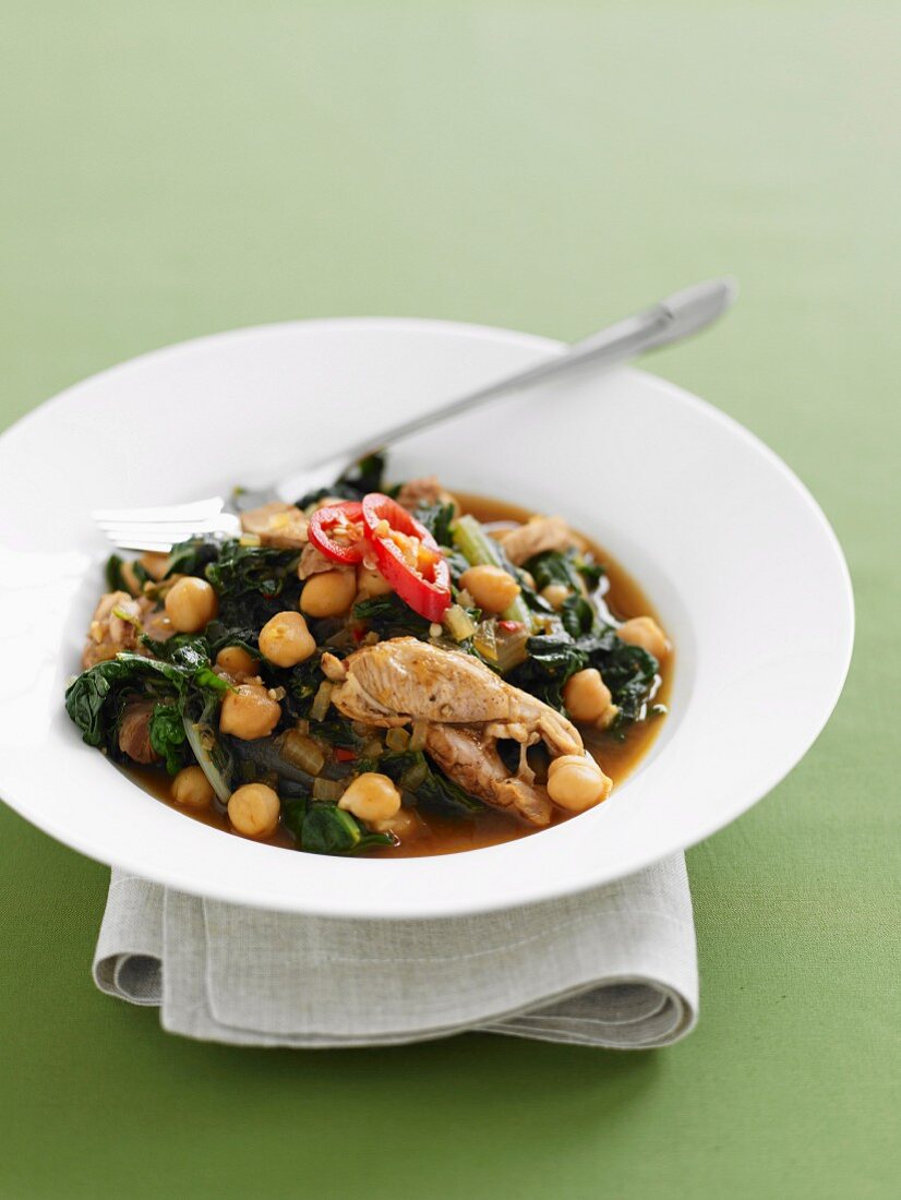 Spicy Chickpeas and Spinach with Chicken