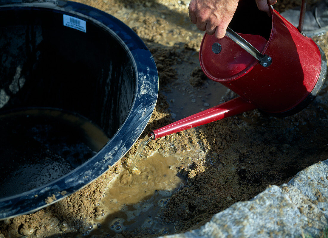 Installing water feature in the garden