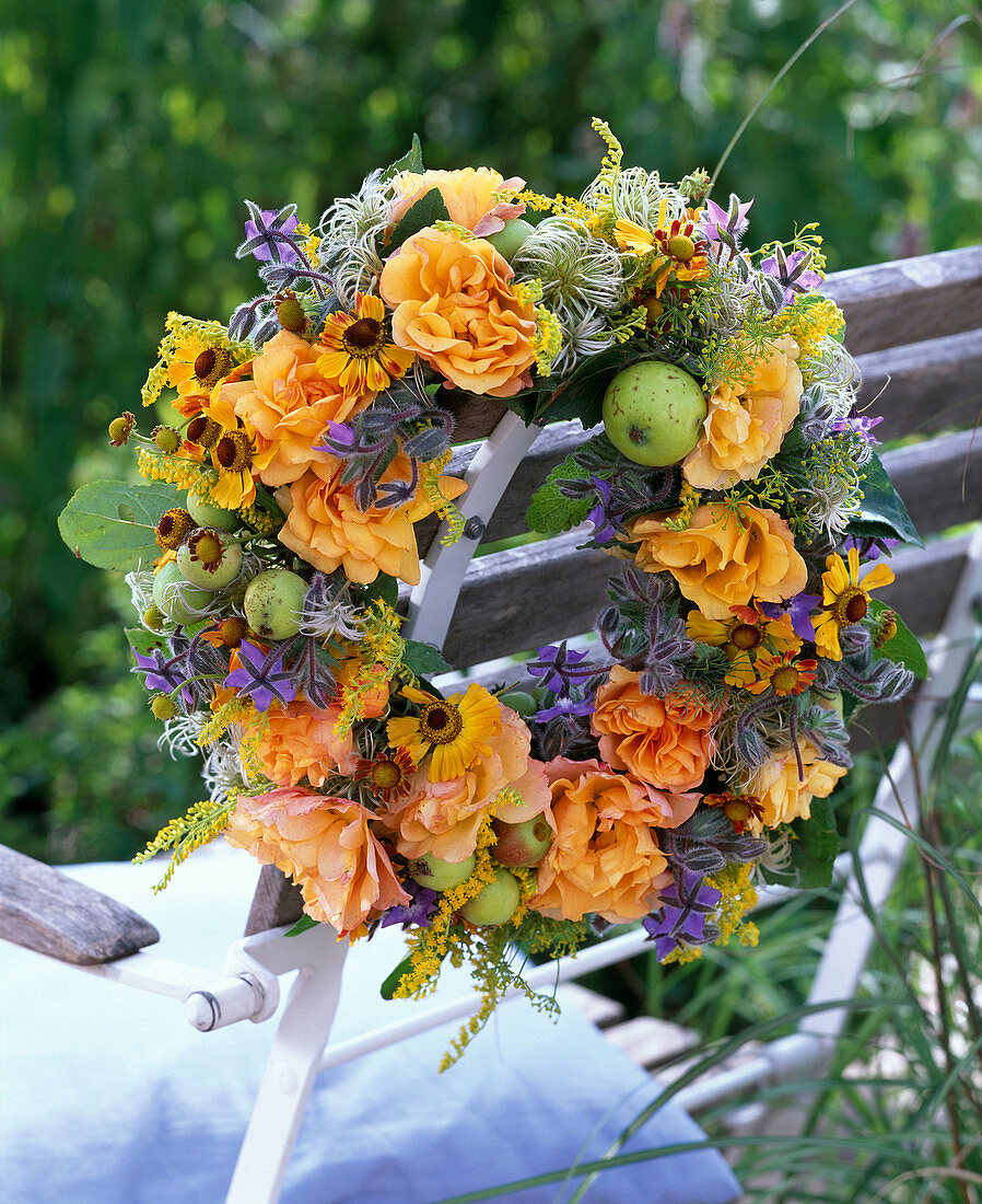 Orange roses and borage wreath