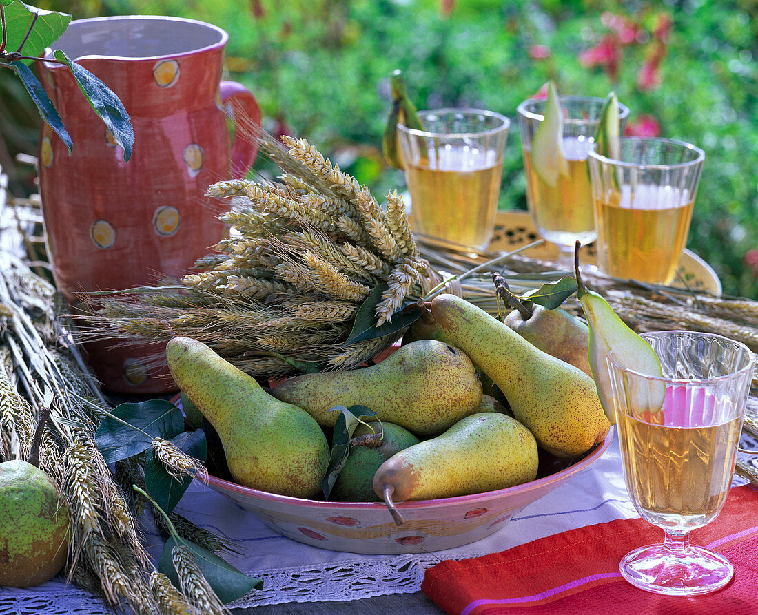 Thanksgiving with fruits and cereals