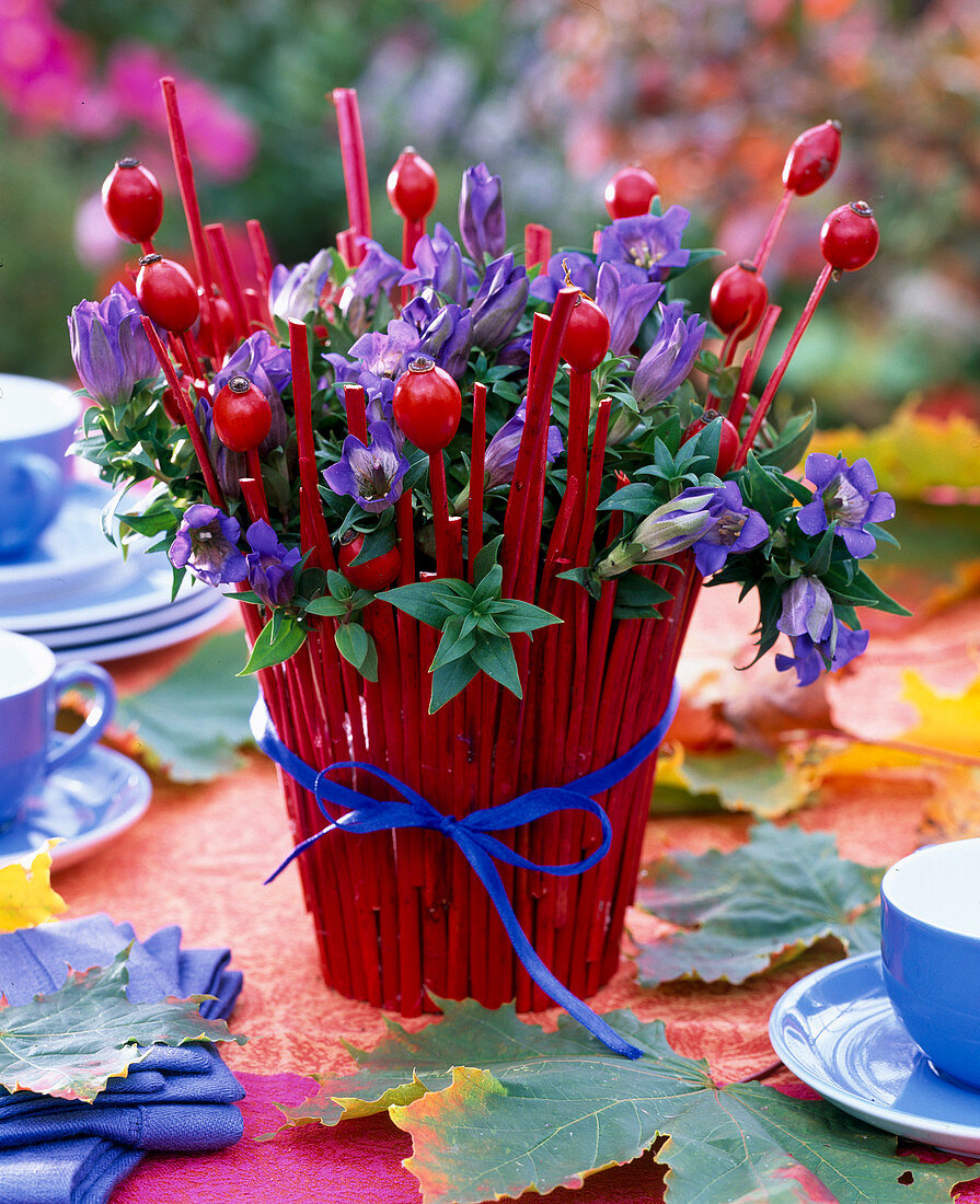 Planter with red bars