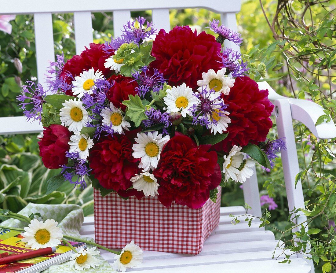 Bouquet of Paeonia, Leucanthemum, Centaurea