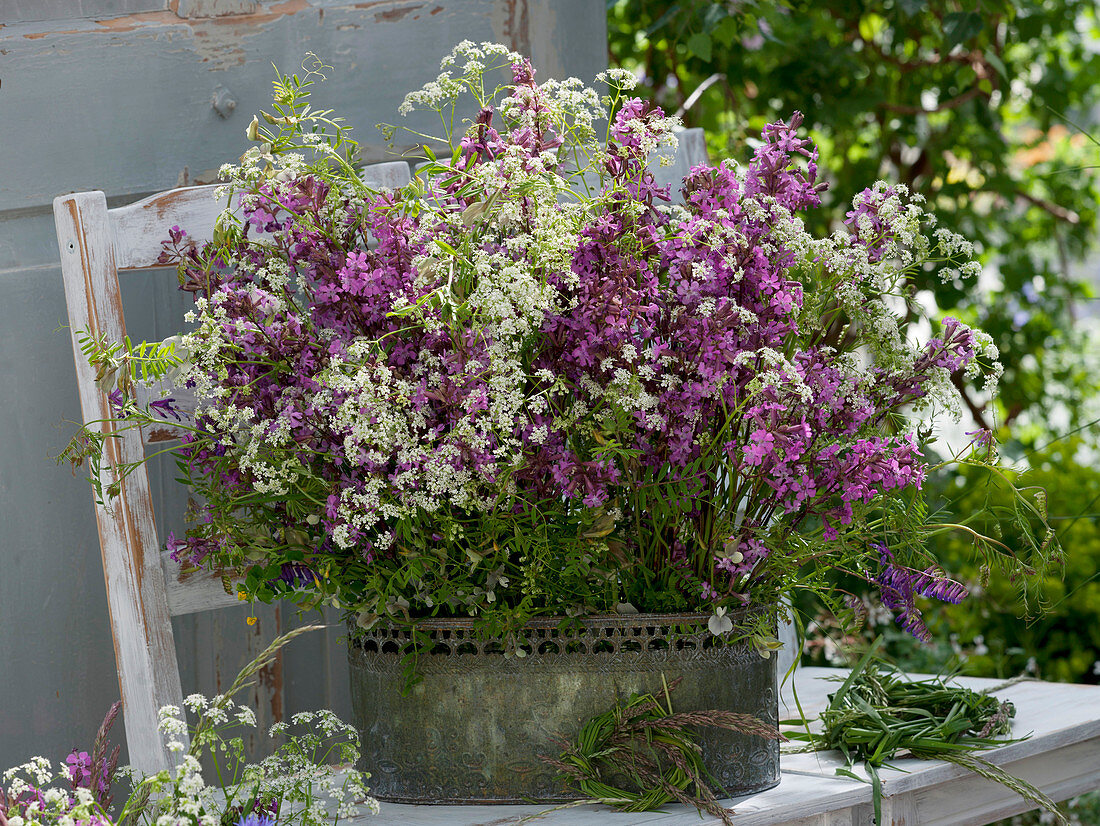 0-Euro bouquet from the meadow