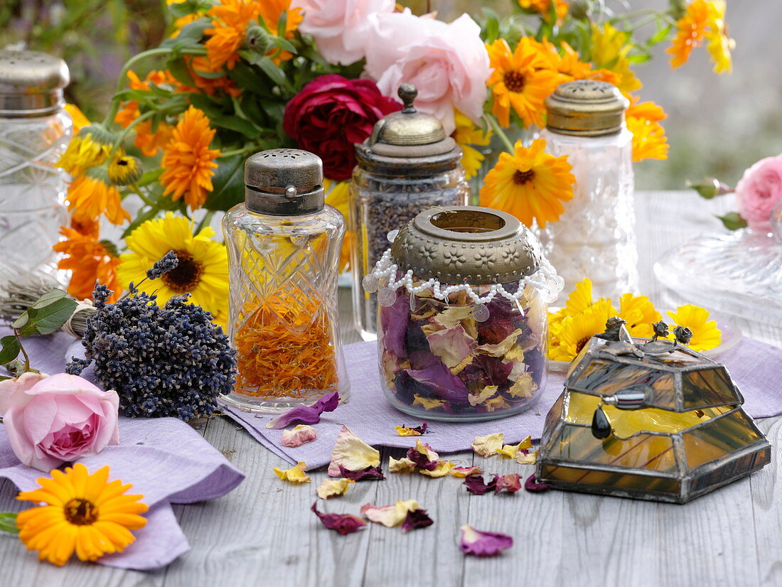 Herbs and flowers for creams and ointments