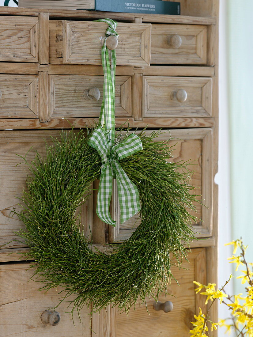 Wreath of Vaccinium (blueberry branches)